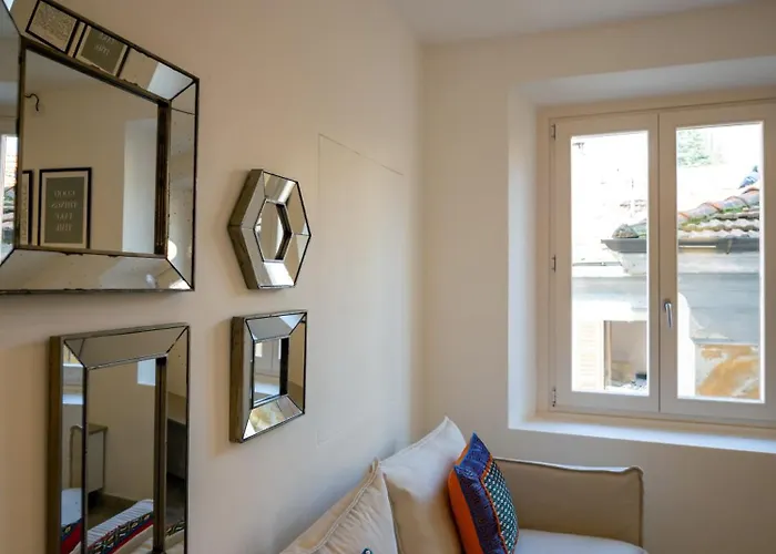 Nicole Apartman